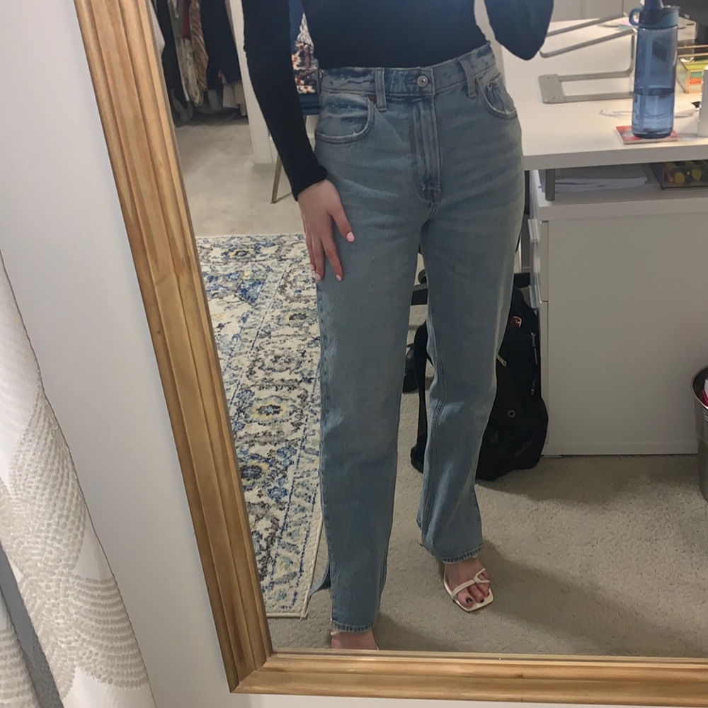 Super cute boot cut jeans